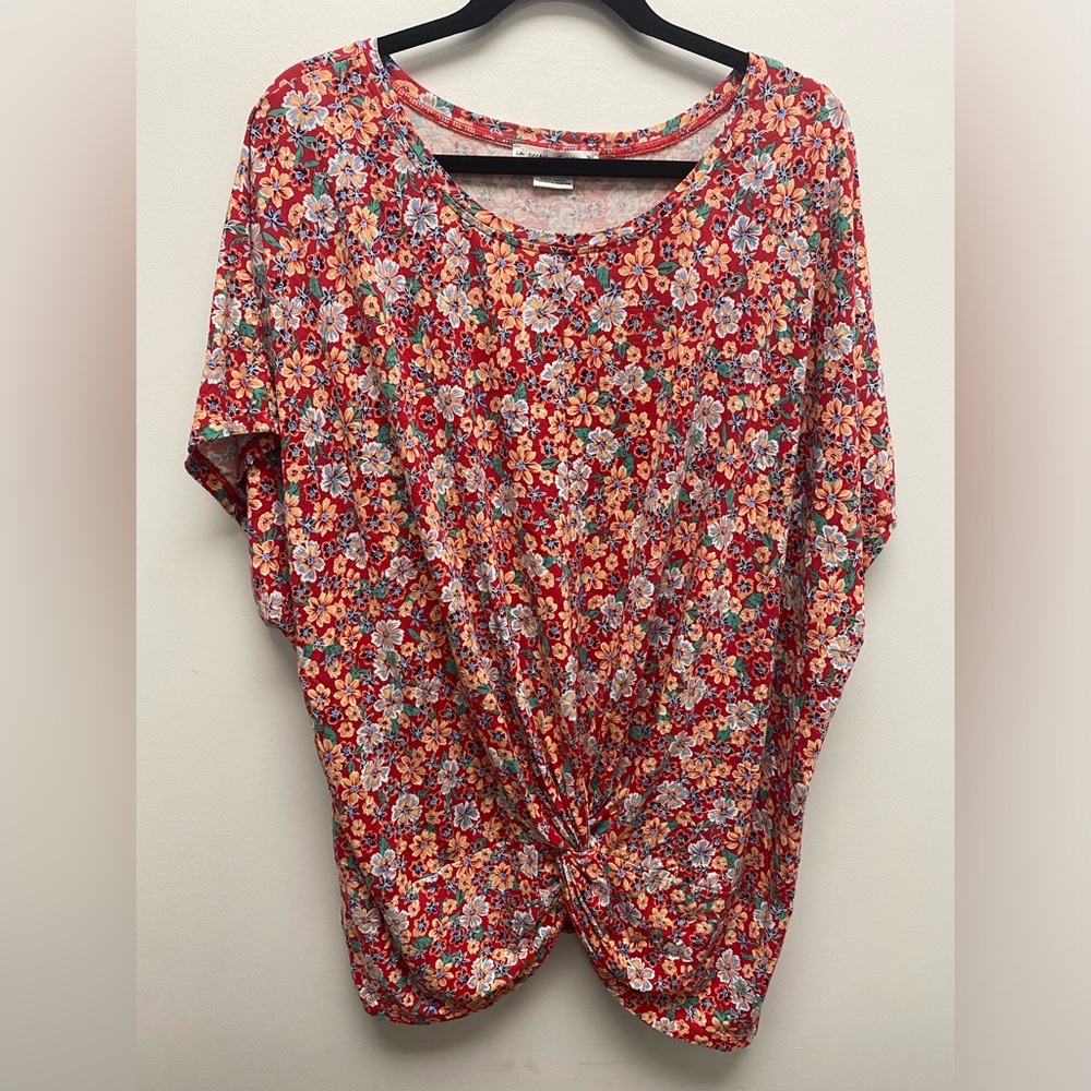 Penningtons In Every Story Red Poppy / Floral Top Size 4x